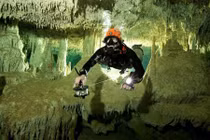 Mexico phát hiện hang động dưới nước dài nhất thế giới