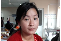 Nỗi buồn của bà mẹ đơn thân nuôi 2 con sinh đôi