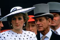 Hé lộ những lá thư tay giữa Công nương Diana và bố chồng