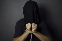 Thuê bảo kê bắt cóc, bạo hành chồng cũ để trừng trị thói sở khanh