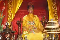 Mãnh tướng Đại Việt nào được tôn là “thánh” ngay khi còn sống?