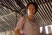 Sao Việt hiếm hoi "cả gan" đóng cảnh nóng trước mặt chồng là ai?