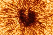 Hình ảnh chi tiết về vết đen trên Mặt Trời