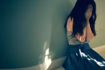 Lấy chồng gần 2 năm, tôi khóc nghẹn phát hiện mình chỉ là vợ ba