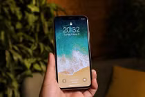 iPhone X “bán ế” khiến đối tác cung ứng cũng lao đao theo?