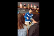 Video: Có anh trai như thế này đúng là "kiếp nạn" của các cô gái