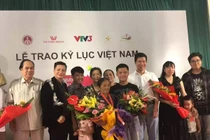 Kênh Youtube 'Bà Tân Vlog' được cấp bằng xác nhận kỷ lục Việt Nam