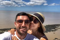 Siêu mẫu Hà Anh phản pháo khi bị anti-fan chê da đen ngực lép