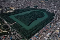 Những lăng mộ hình ổ khóa chỉ dành cho quý tộc Nhật Bản