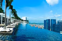 Video: Top 5 bể bơi sang chảnh, độc đáo nhất thế giới