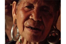 Cách làm đẹp độc đáo của phụ nữ Tà Ôi xưa