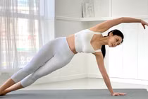 Nữ tiếp viên hàng không trở thành HLV pilates nổi tiếng