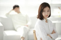 Bạn trai theo ý mẹ từ việc chọn ga giường, cô gái quyết định hủy hôn