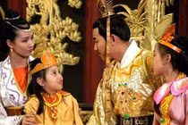 Nhà Trần duy trì chính sách hôn nhân cận huyết,vì sao con cháu vẫn thông minh?