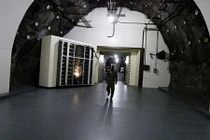 Cận cảnh hầm chống hạt nhân bí ẩn của giới chức Mỹ