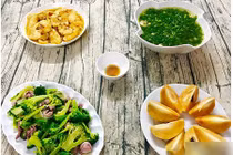 Bạch tuộc xào, đậu phụ sốt cà chua tuyệt ngon cho bữa chiều