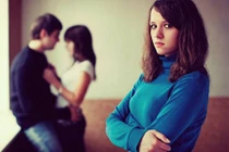 Phát hiện chồng ngoại tình với osin vì chiếc điều hòa hỏng