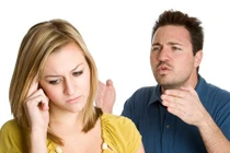 Sự thật cay đắng sau cánh cửa của người vợ xinh đẹp