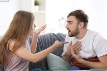 Đàn ông gia trưởng hay sợ vợ... đều dễ chết sớm