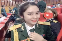 4 hot girl quân nhân, cảnh sát xinh đẹp nổi trên mạng