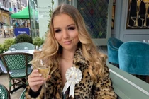 Trả giá vì gương mặt chuẩn Instagram