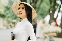 Nữ sinh Học viện Hàng không là mẫu ảnh nổi tiếng ở TP.HCM