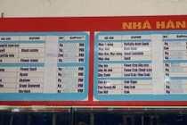 Ê kíp Quang Lê tố bị "chặt chém" 25 triệu đồng tiền ăn khuya