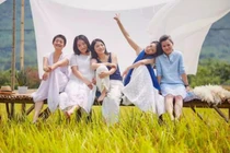 7 cô bạn thân góp tiền xây biệt thự tiền tỷ đẹp như mơ