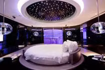 Khách sạn tình yêu mờ ảo đắt khách: 600 ngàn cho 3 giờ