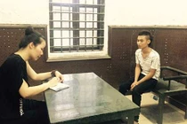 Hai gã trai đột nhập nhà cô giáo cũ cướp tài sản, "đòi" giở trò bậy