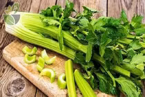 Thường xuyên ăn rau cần tây giúp bạn giảm cân, khỏe mạnh mỗi ngày