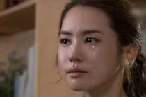 Tôi trào nước mắt khi chứng kiến hành động của cô người yêu cũ