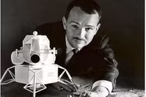 Câu chuyện kì bí về người đàn ông được chôn trên Mặt trăng