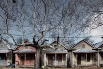 Đột nhập căn nhà ma ám kinh dị nhất không ai dám bén mảng