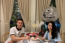 Quế Ngọc Hải bị vợ đăng ảnh 'dìm hàng' trước trận đấu với Thái Lan