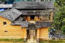 Bên trong căn nhà cổ trăm tuổi tại Hà Giang