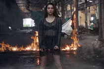 Hồ Ngọc Hà mua bảo hiểm cho cả đoàn phim khi ghi hình ở độ cao 191 m