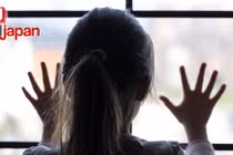 Bé gái Nhật Bản bị bố đẻ bạo hành đến chết và bức thư bí ẩn