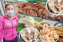 Thu nhập của cử nhân thua xa cô bán hủ tiếu lề đường