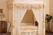 Những chiếc giường đắt nhất thế giới, có chiếc trị giá cả chục căn biệt thự