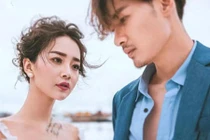 Hành động của vợ ngày ly hôn khiến người chồng quyết định xé đơn