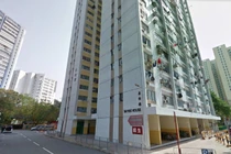 Cô gái khỏa thân chạy ra đường kêu cứu vì bạn trai ghen tuông vô cớ