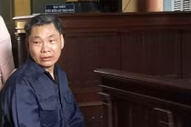 Lừa đảo "chạy án" tử hình cho nghịch tử đốt nhà