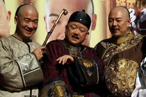 Câu trả lời ngắn gọn của Kỷ Hiểu Lam khiến Hòa Thân bẽ mặt