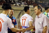 Bầu Đức bảo vệ Công Phượng trước mưa chỉ trích