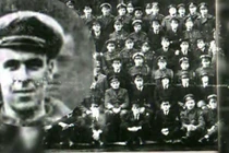 Thợ máy qua đời rồi vẫn xuất hiện bí ẩn trong bức ảnh