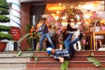 Mâu thuẫn trong tiệc cưới, thầy giáo bị nhóm trai làng đánh nhập viện