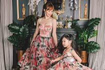 Những nữ triệu phú châu Á thích mua nhiều đồ hiệu cho con