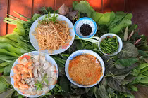 Gỏi lá Kon Tum - đặc sản của núi rừng Tây Nguyên