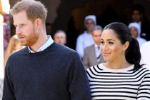 Hoàng tử Harry khó chịu bên cạnh vợ bầu lộ tin đồn rạn nứt?